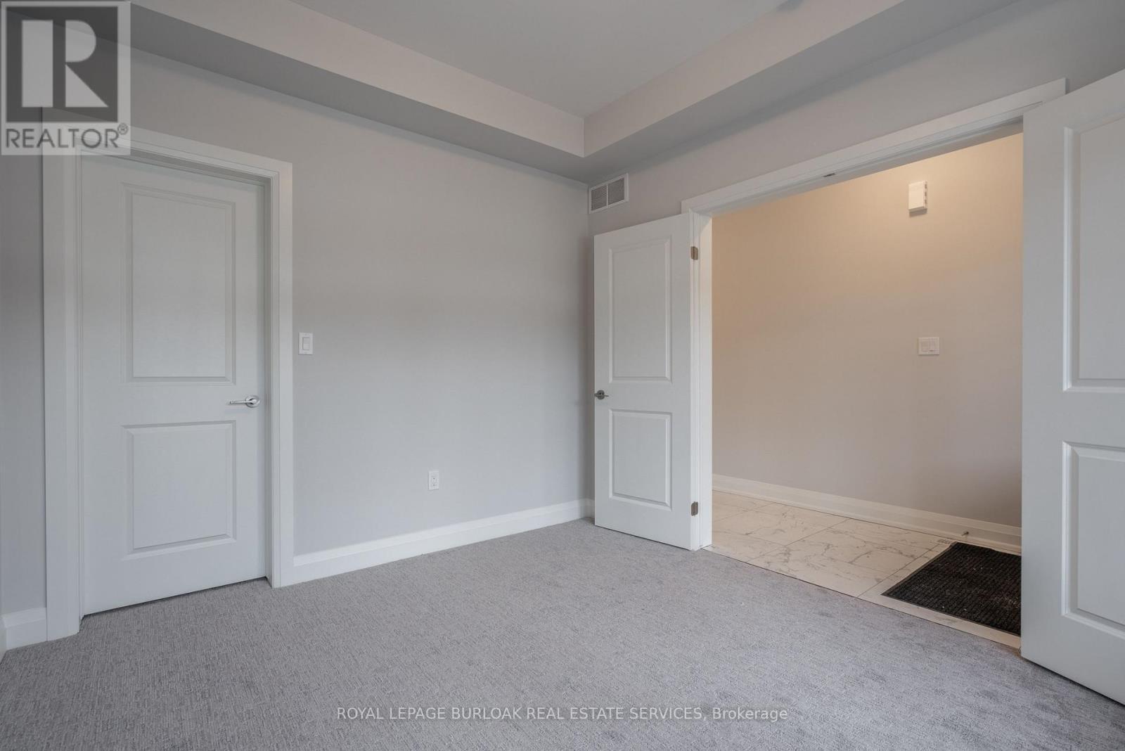 7482 Sherrilee Crescent, Niagara Falls, ON - Indoor Photo Showing Other Room