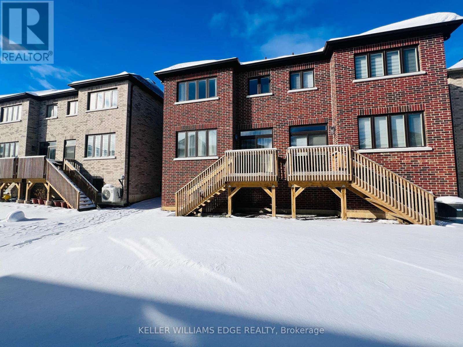 11 Cherry Blossom Heights, Hamilton, ON - Outdoor