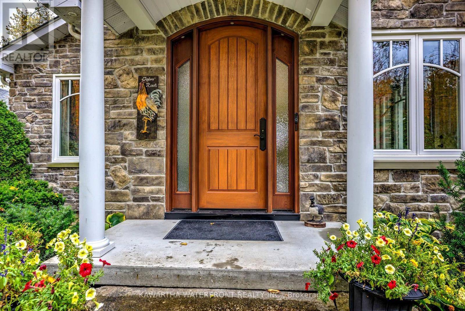Entrance - 48 Maple Avenue, Kawartha Lakes (Bexley), ON - Outdoor