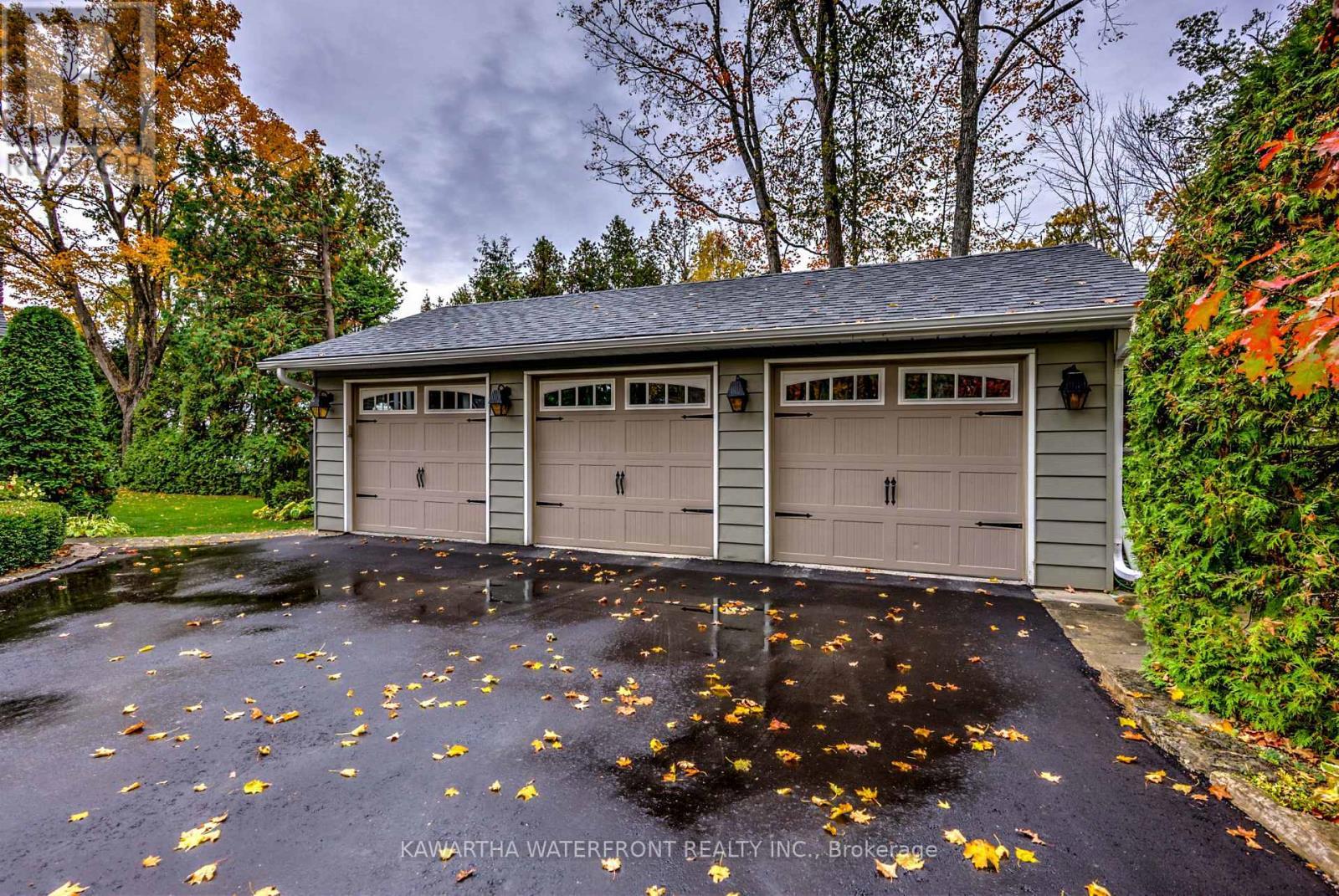 Three Car Garage - 48 Maple Avenue, Kawartha Lakes (Bexley), ON - Outdoor