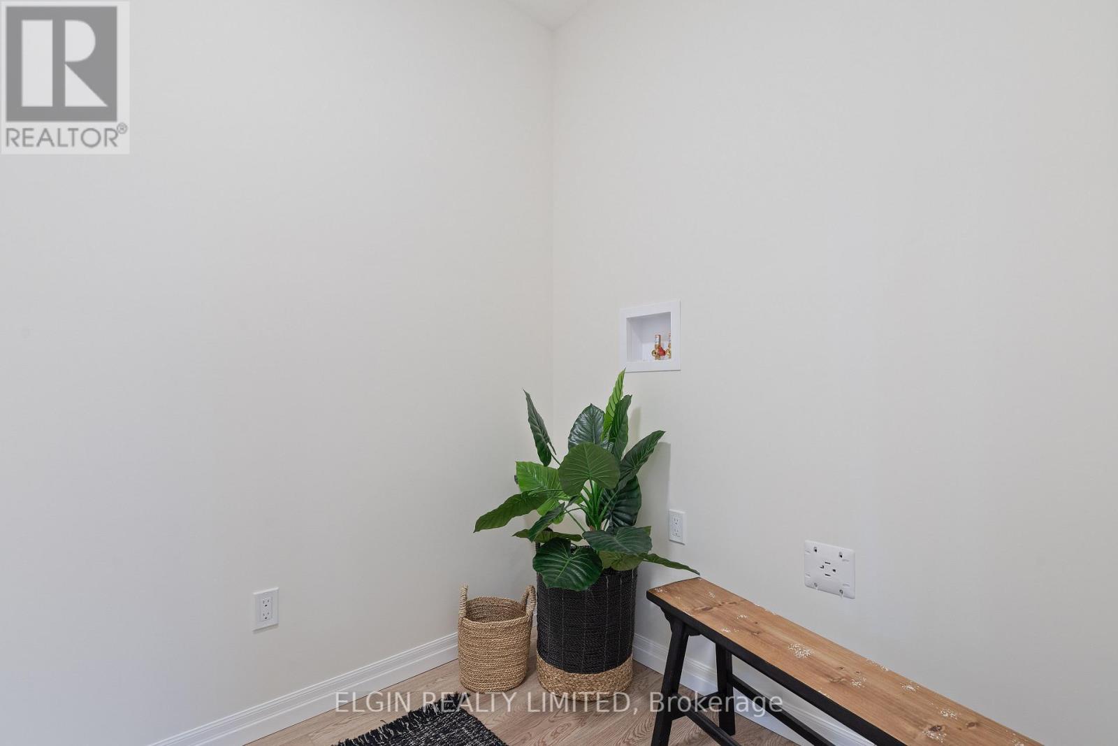 25 Dunning Way, St. Thomas, ON - Indoor Photo Showing Other Room