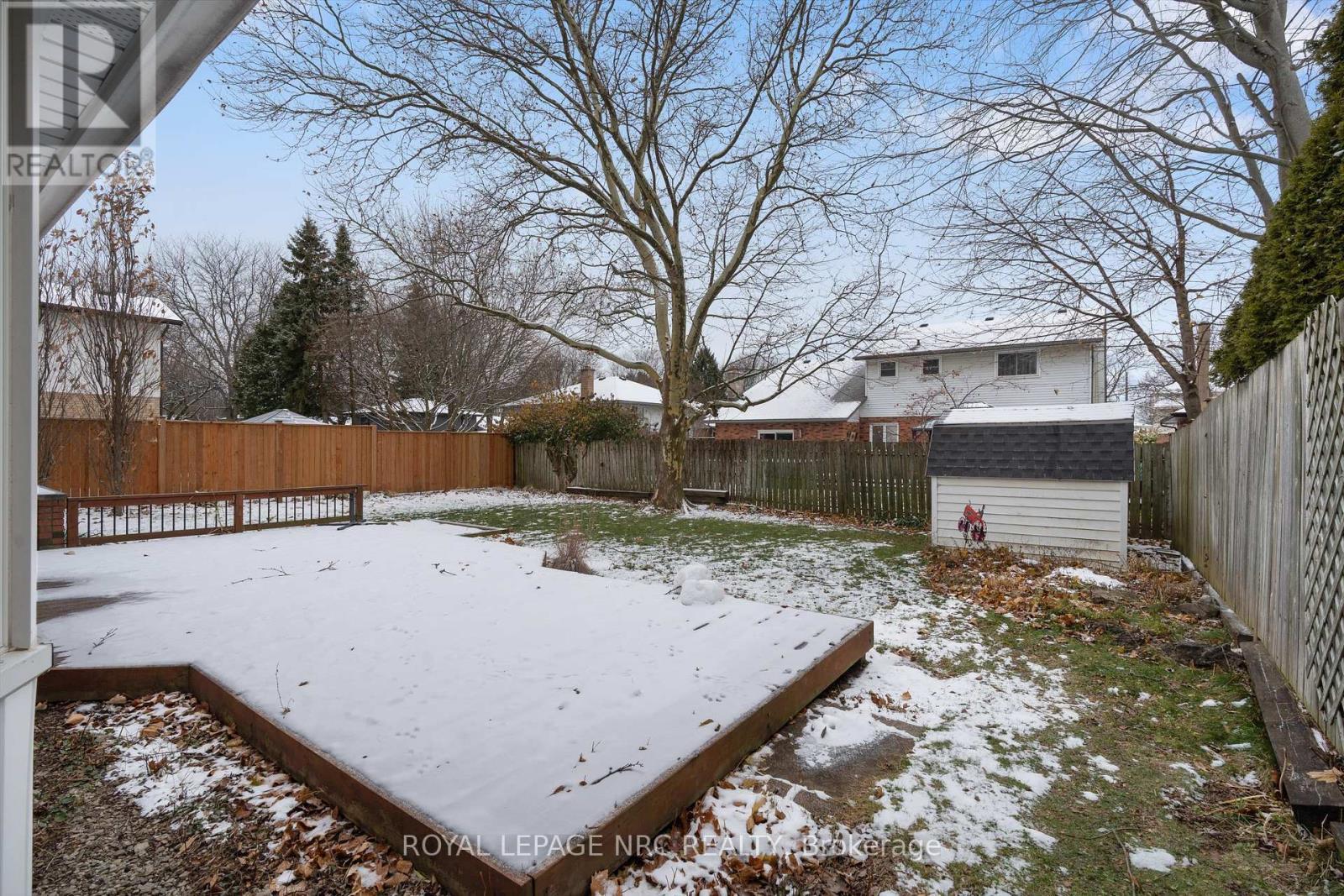 2821 Solar Crescent, Niagara Falls (Stamford), ON - Outdoor