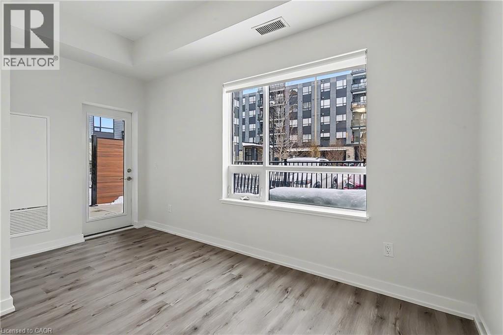 251 Northfield Drive E Unit# 103, Waterloo, ON - Indoor Photo Showing Other Room