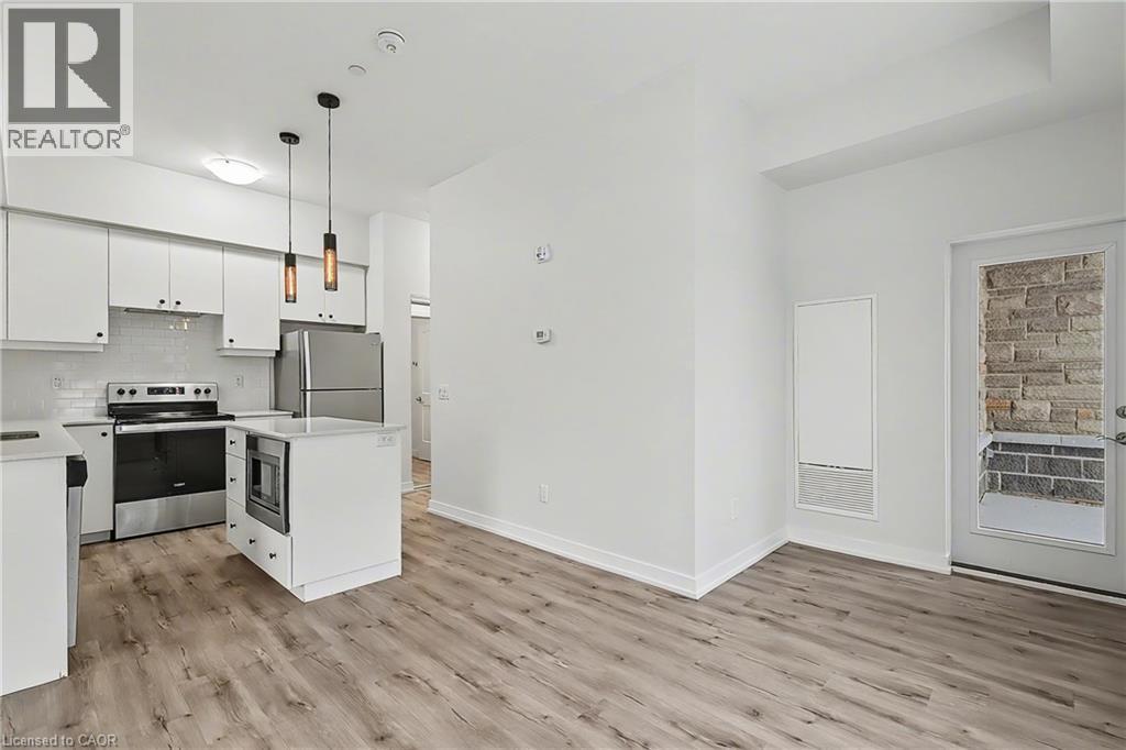 251 Northfield Drive E Unit# 103, Waterloo, ON - Indoor Photo Showing Kitchen With Stainless Steel Kitchen