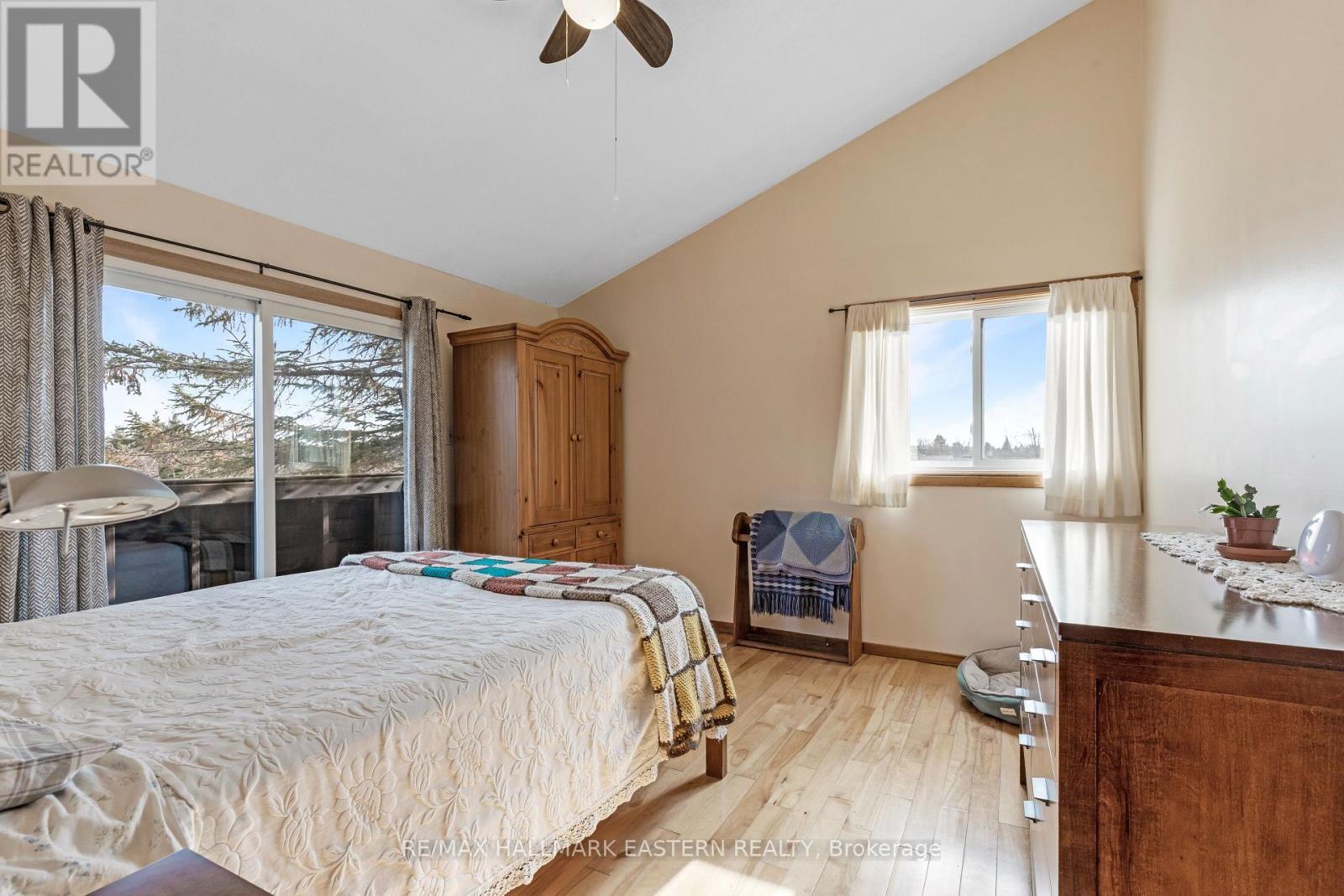 2574 Asphodel 12Th Line, Asphodel-Norwood, ON - Indoor Photo Showing Bedroom