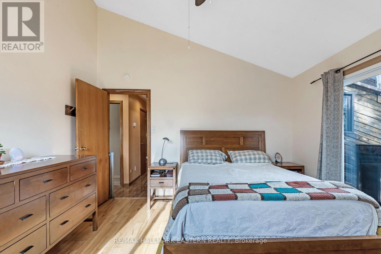 2574 Asphodel 12Th Line, Asphodel-Norwood, ON - Indoor Photo Showing Bedroom