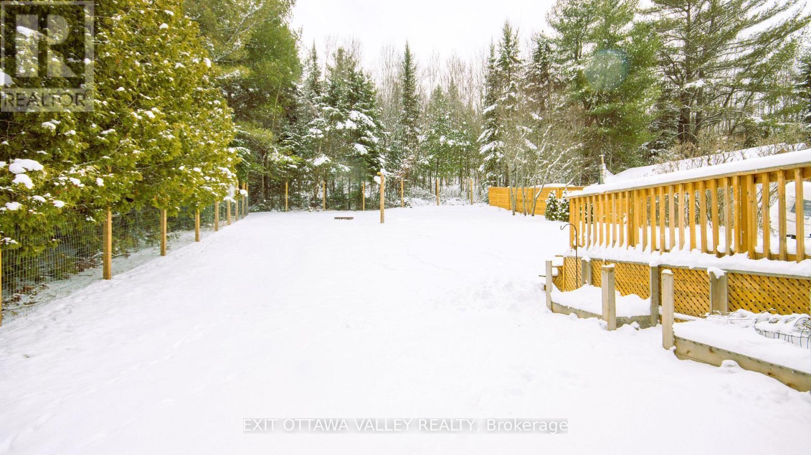 39090 Combermere Road, Madawaska Valley, ON - Outdoor