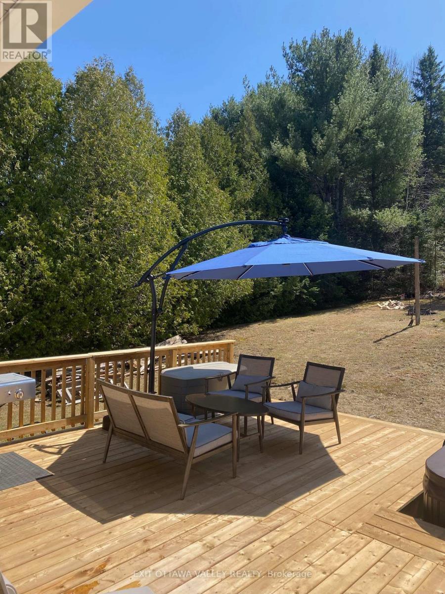 39090 Combermere Road, Madawaska Valley, ON - Outdoor With Deck Patio Veranda