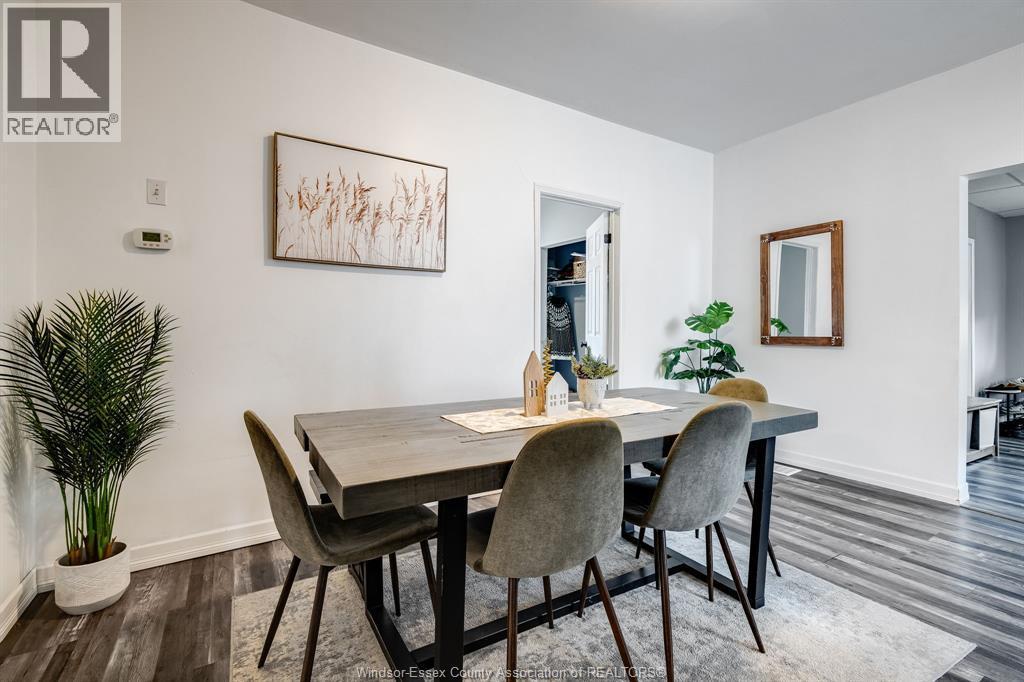 20 Churchill Ave, Leamington, ON - Indoor Photo Showing Dining Room