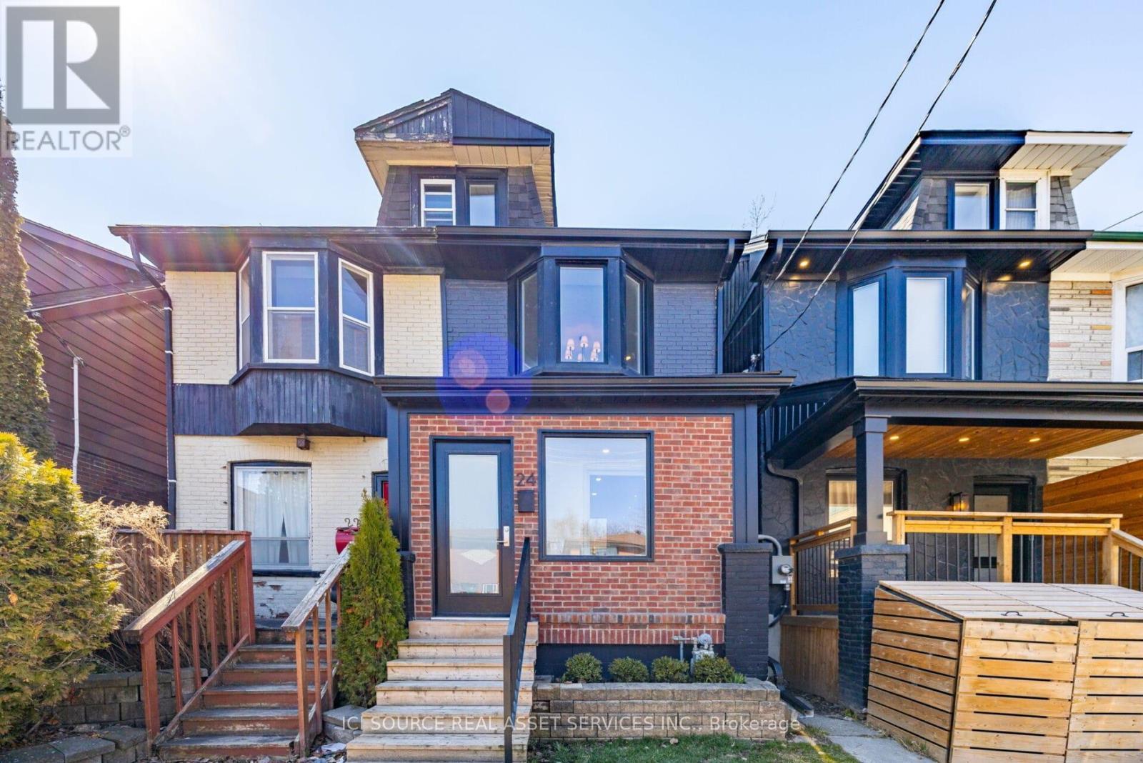 Main - 24 Pape Avenue, Toronto, ON - Outdoor