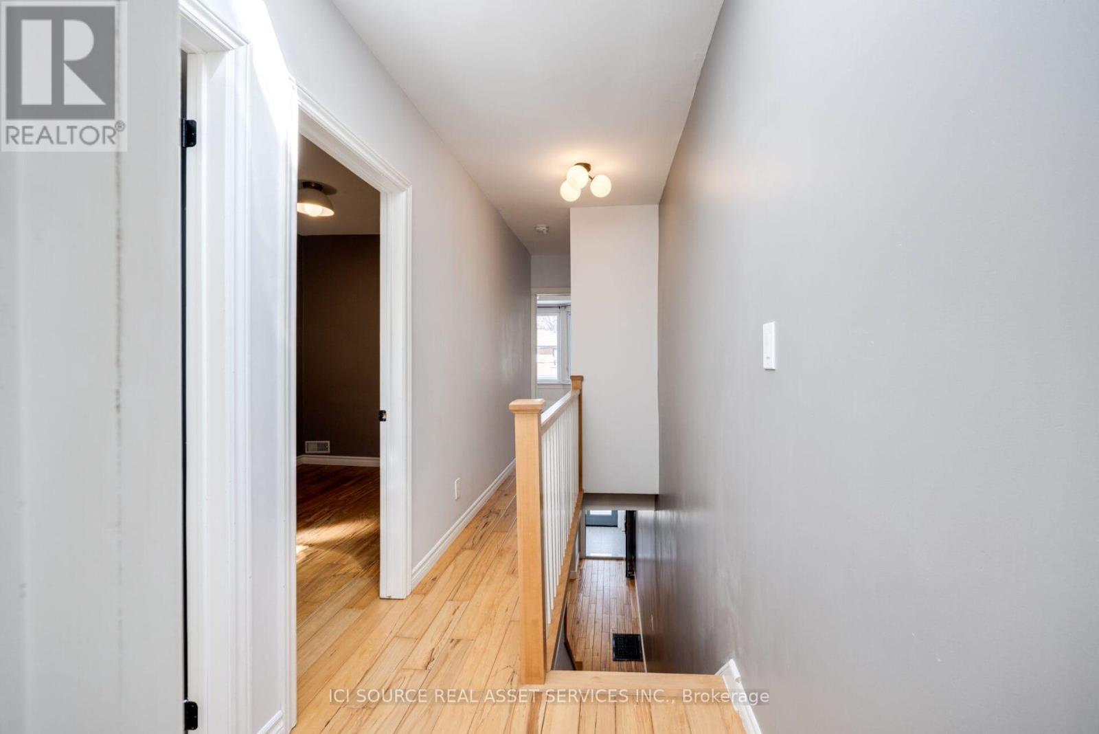 Main - 24 Pape Avenue, Toronto, ON - Indoor Photo Showing Other Room