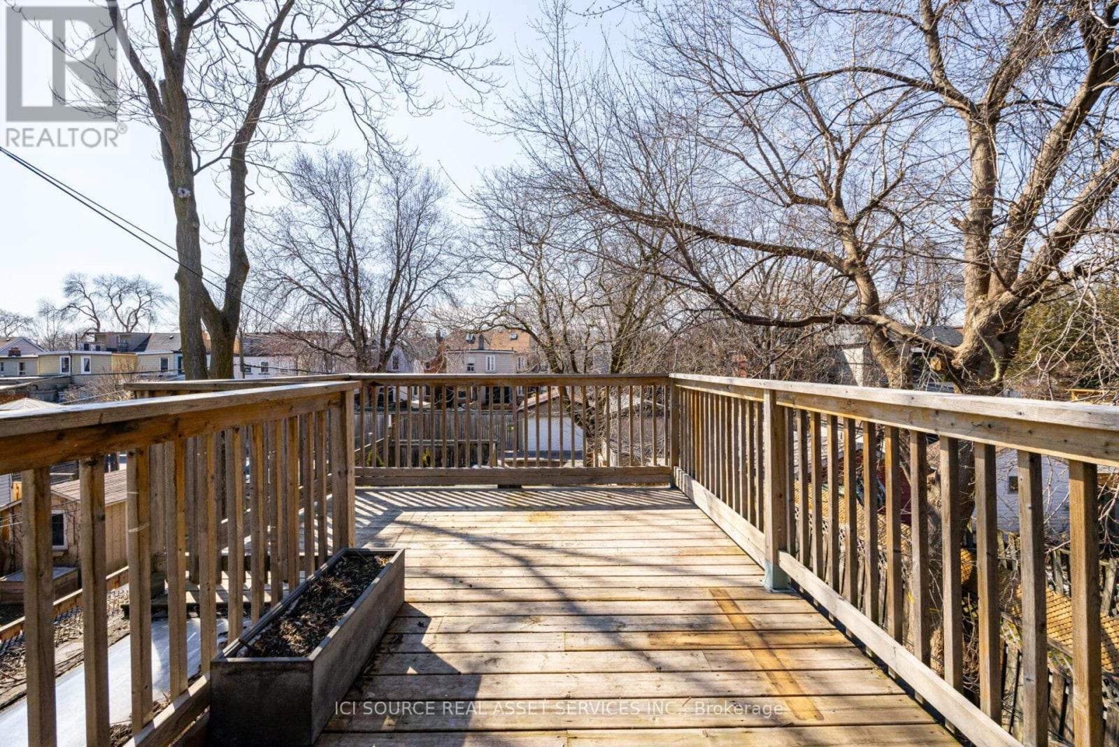 Main - 24 Pape Avenue, Toronto, ON - Outdoor