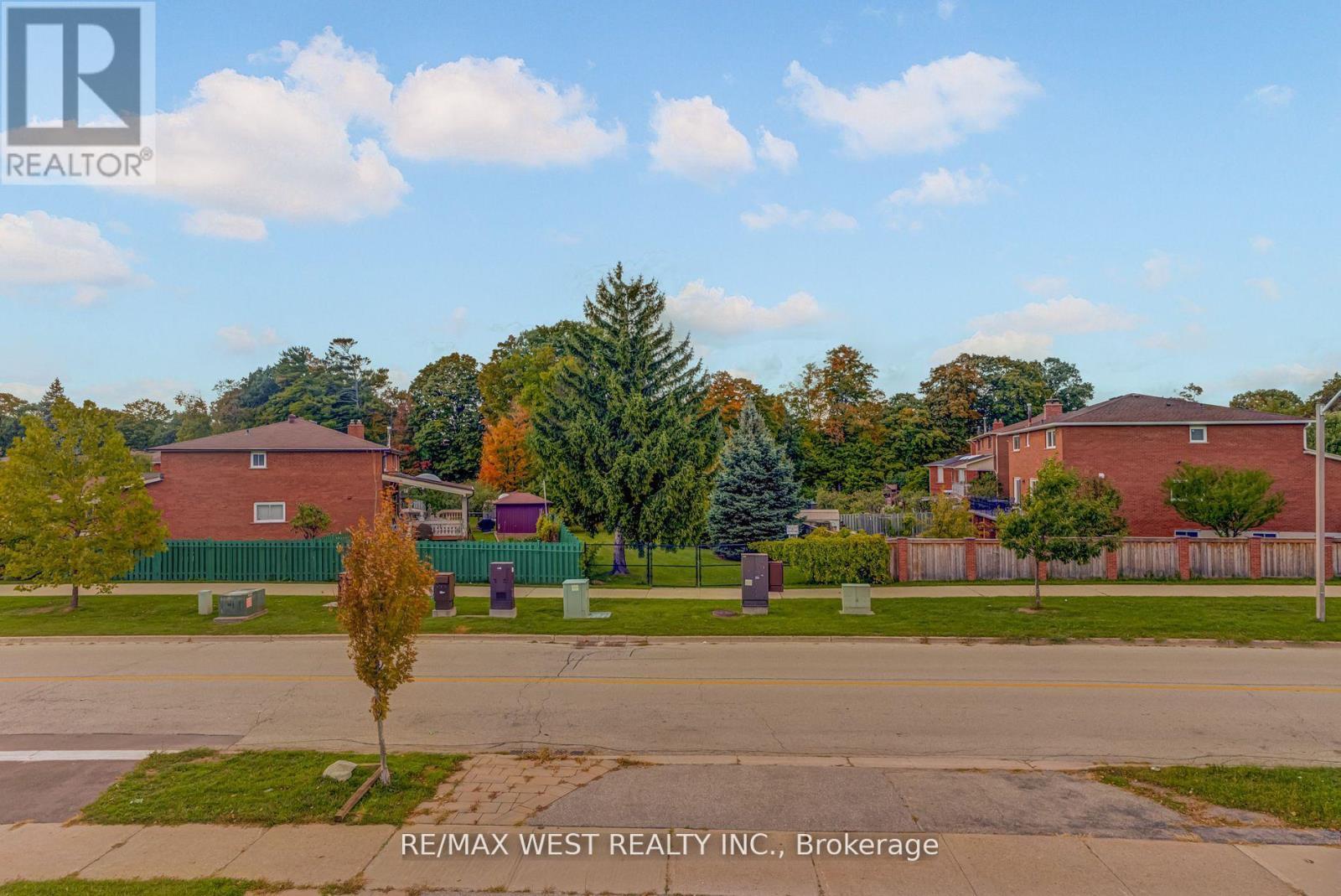 101 Tall Grass Trail, Vaughan, ON - Outdoor