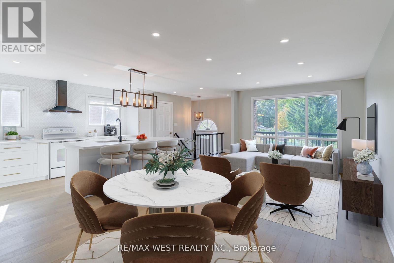 101 Tall Grass Trail, Vaughan, ON - Indoor Photo Showing Dining Room