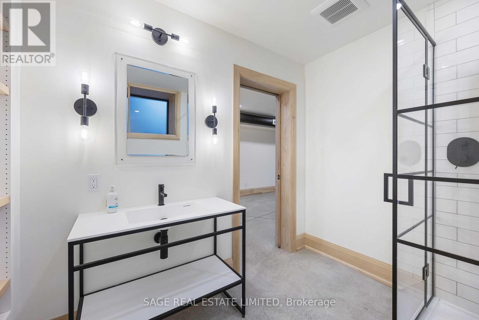 Lower - 67 Shannon Street, Toronto, ON - Indoor Photo Showing Other Room