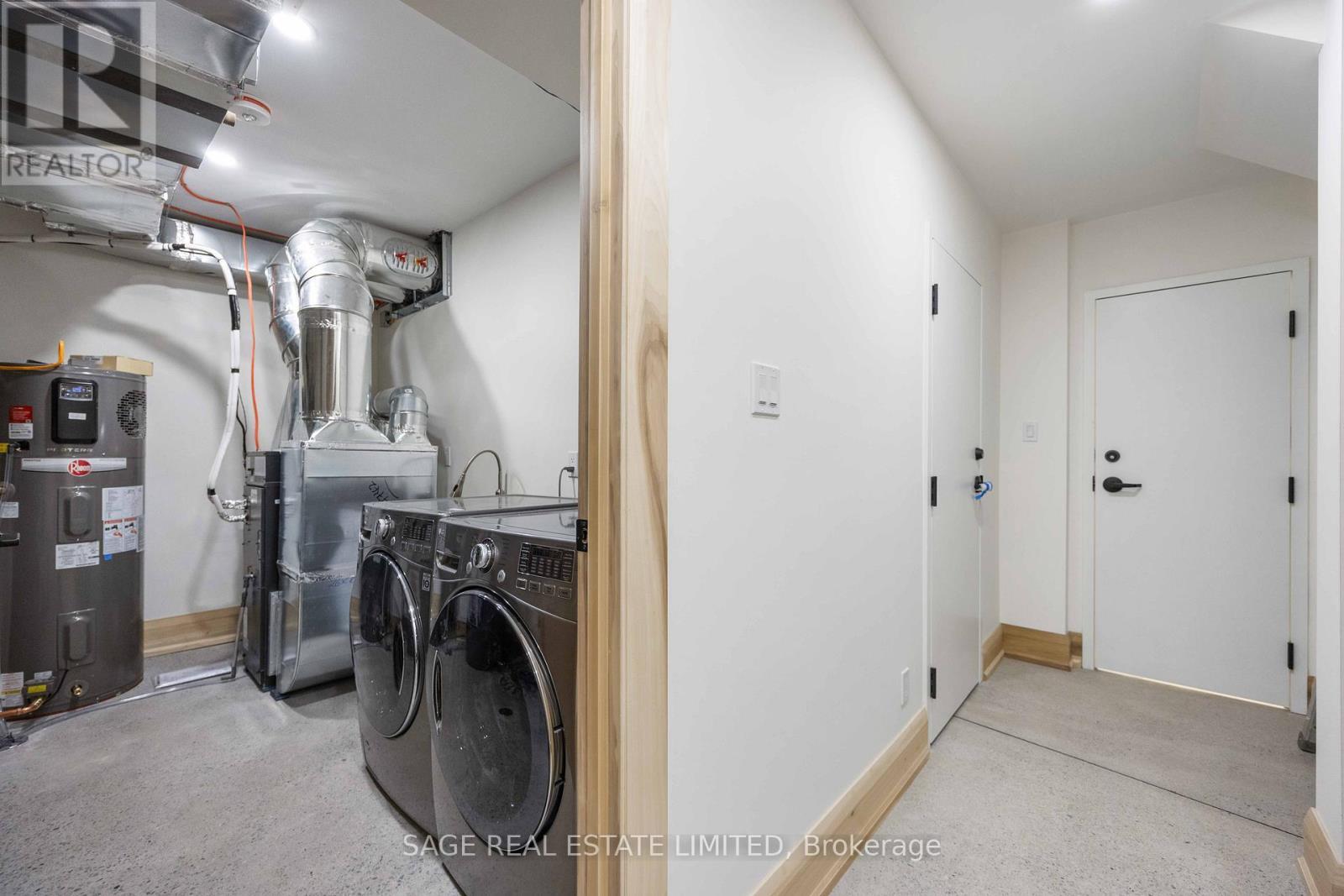 Lower - 67 Shannon Street, Toronto, ON - Indoor Photo Showing Laundry Room