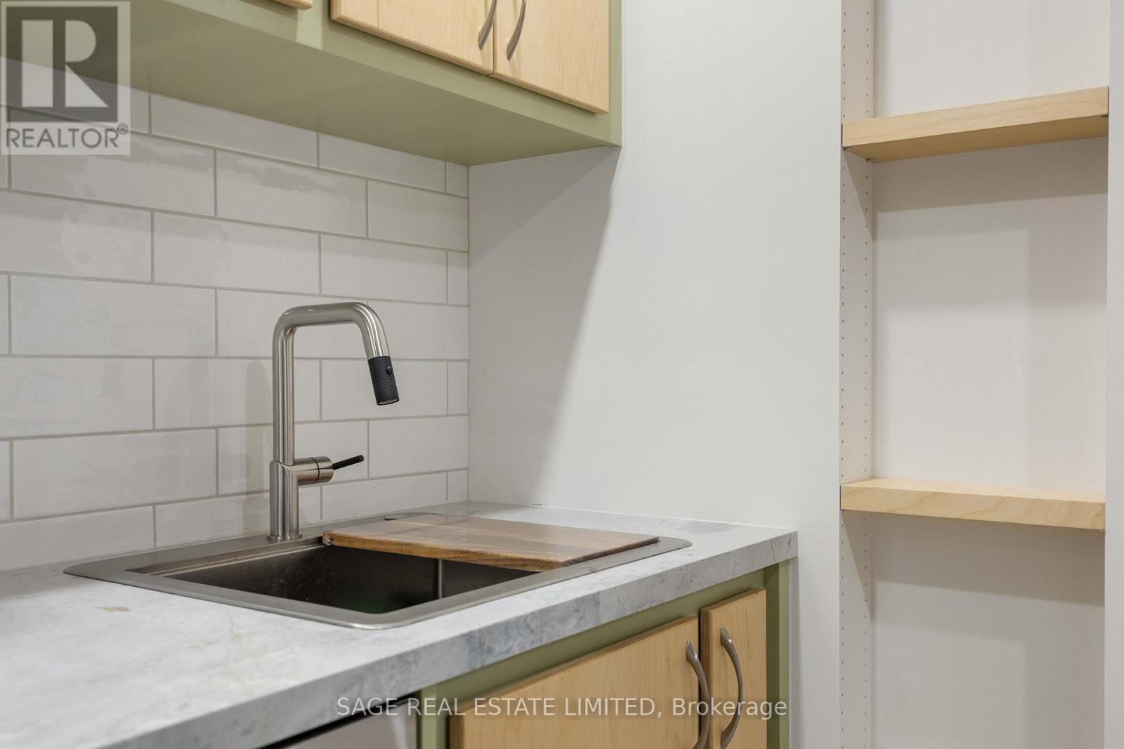 Lower - 67 Shannon Street, Toronto, ON - Indoor Photo Showing Kitchen