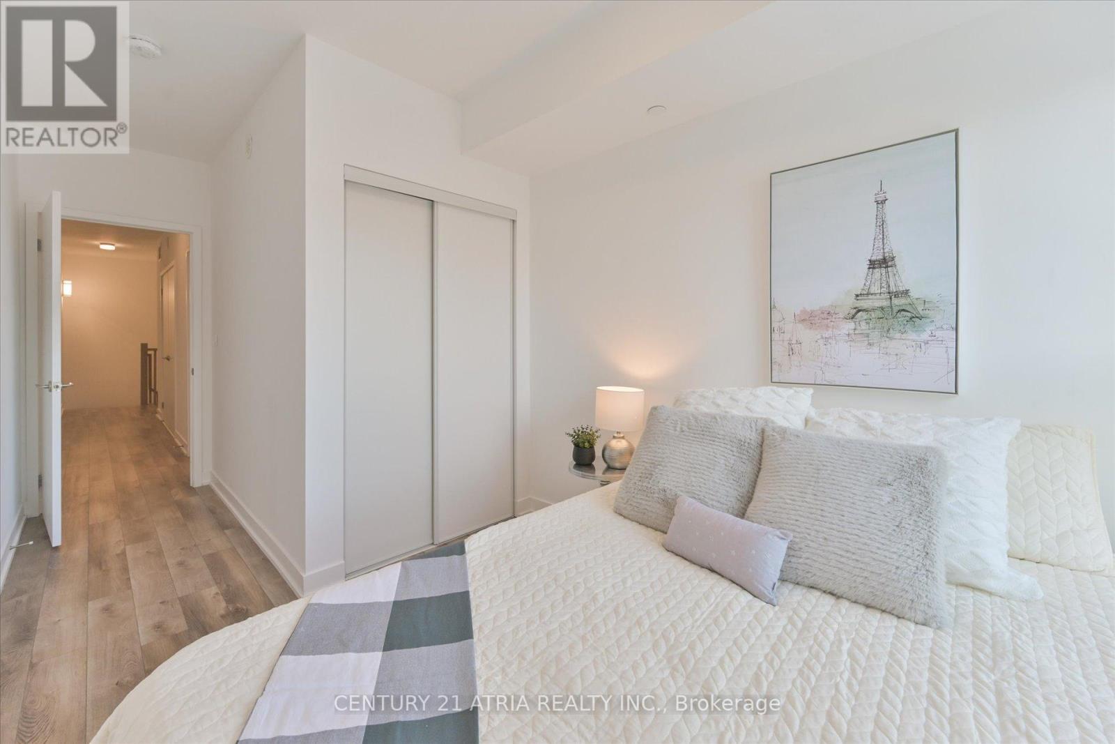 111 - 2100 Bridletowne Circle, Toronto, ON - Indoor Photo Showing Bedroom