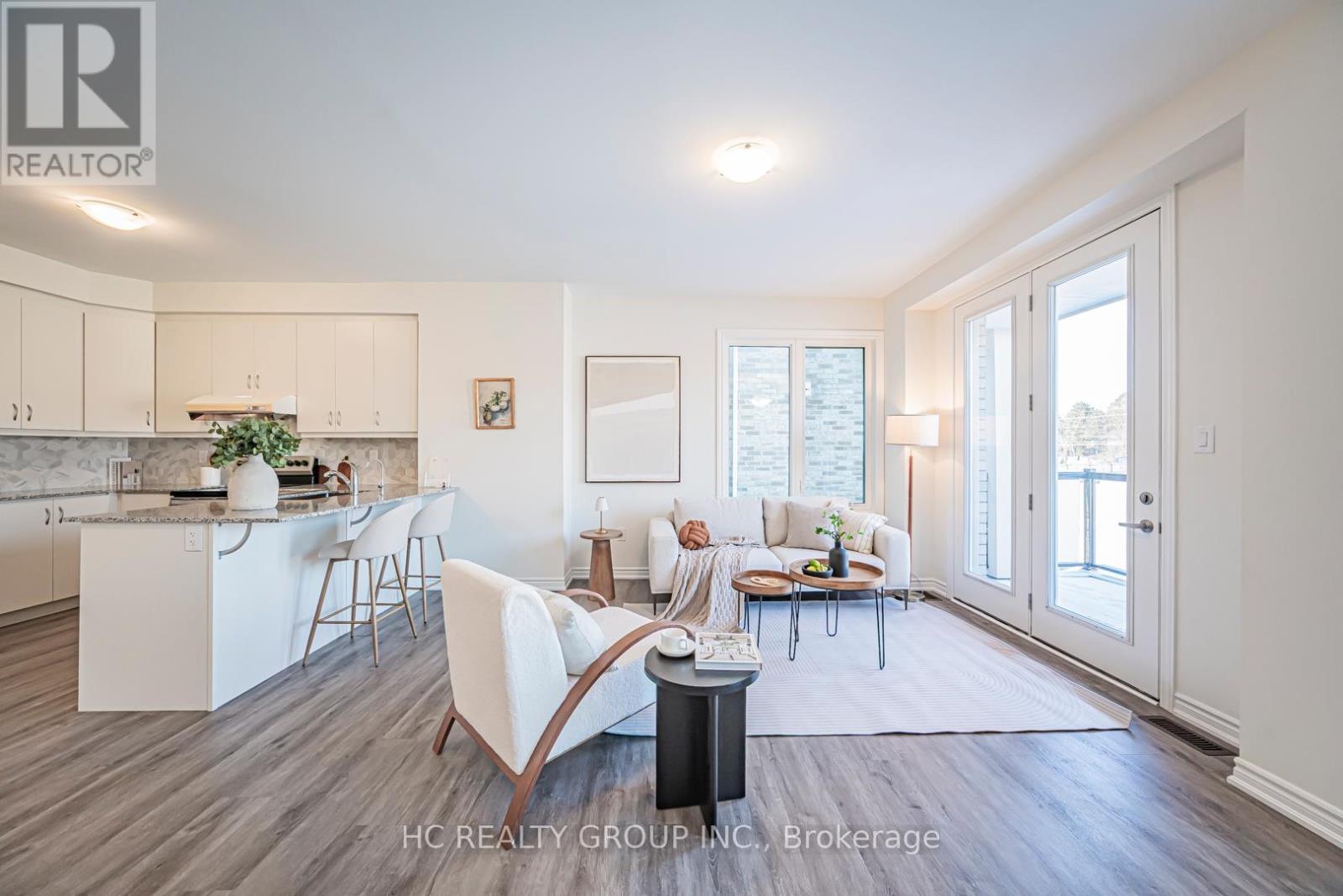 82 Thomas Frisby Jr Crescent, Markham, ON - Indoor Photo Showing Kitchen