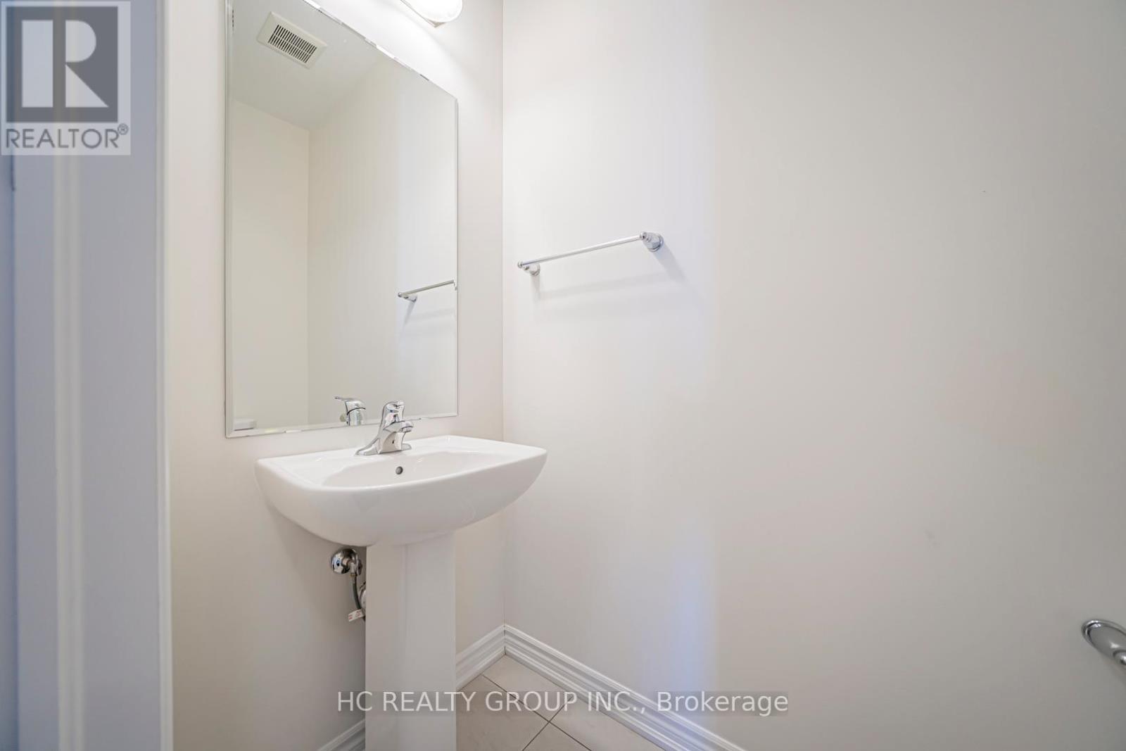 82 Thomas Frisby Jr Crescent, Markham, ON - Indoor Photo Showing Bathroom