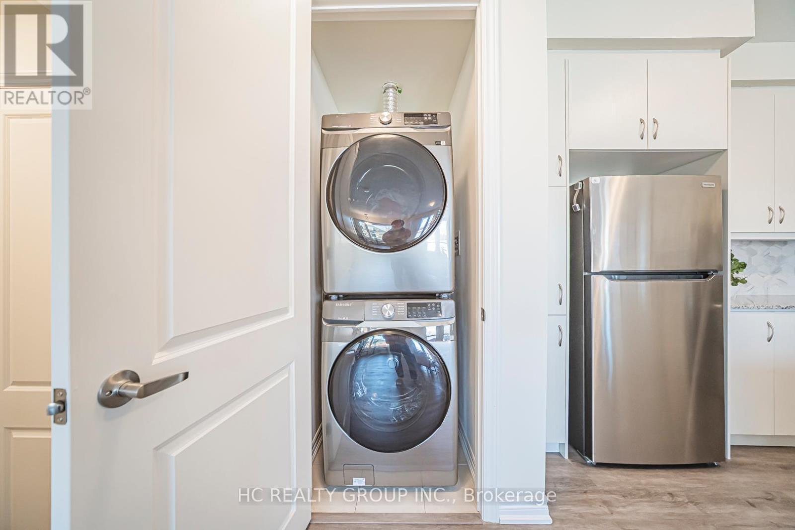 82 Thomas Frisby Jr Crescent, Markham, ON - Indoor Photo Showing Laundry Room