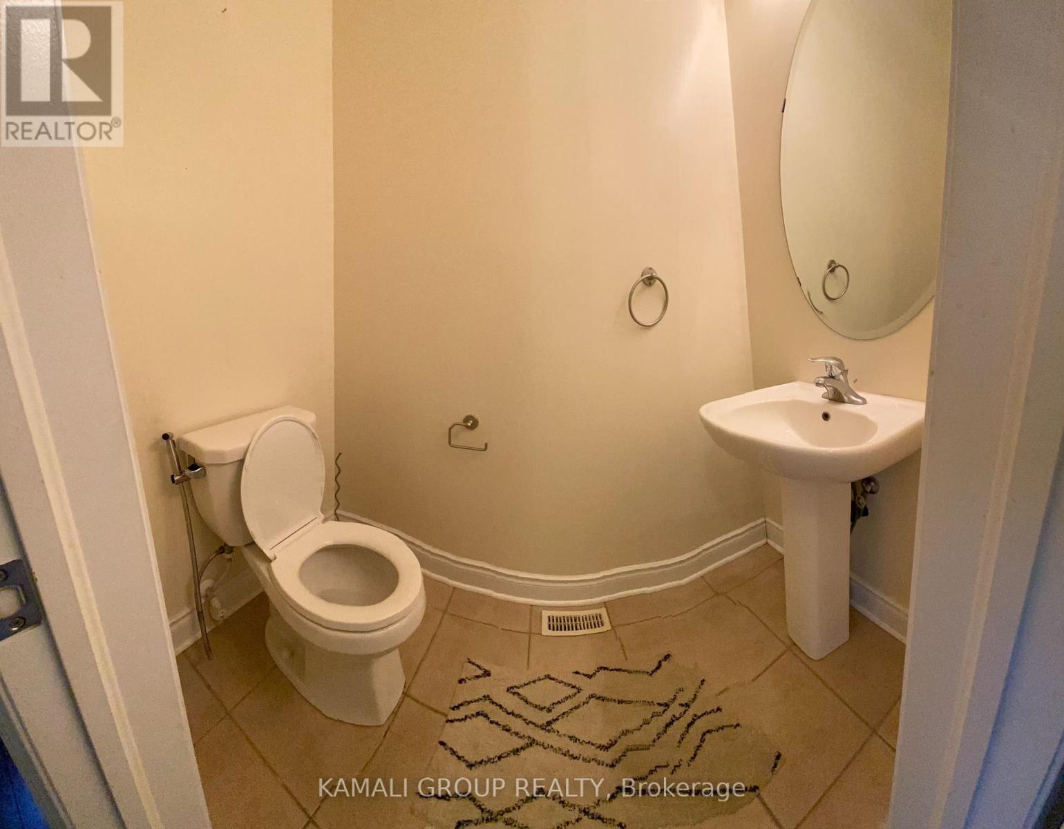 135 Lindbergh Drive, Vaughan, ON - Indoor Photo Showing Bathroom