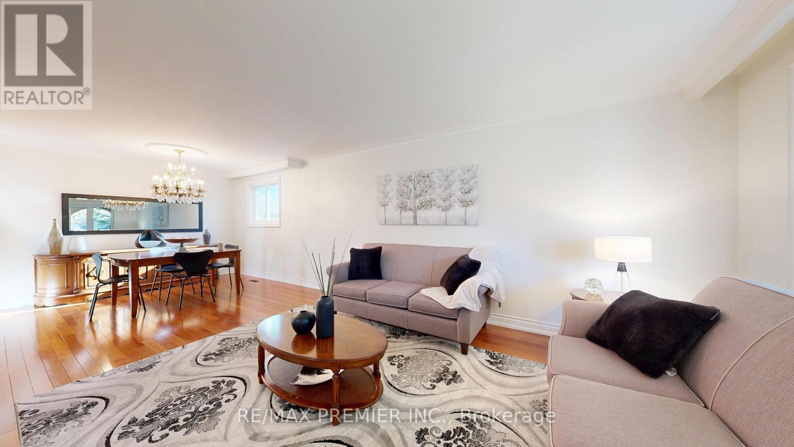 87 Aviemore Drive, Toronto, ON - Indoor Photo Showing Living Room