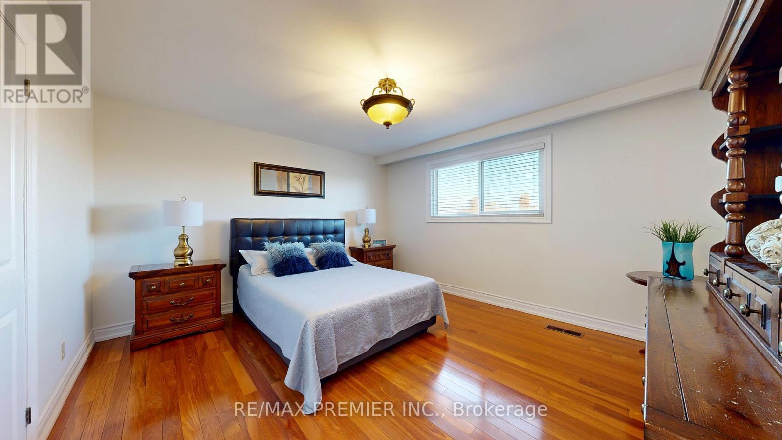 87 Aviemore Drive, Toronto, ON - Indoor Photo Showing Bedroom