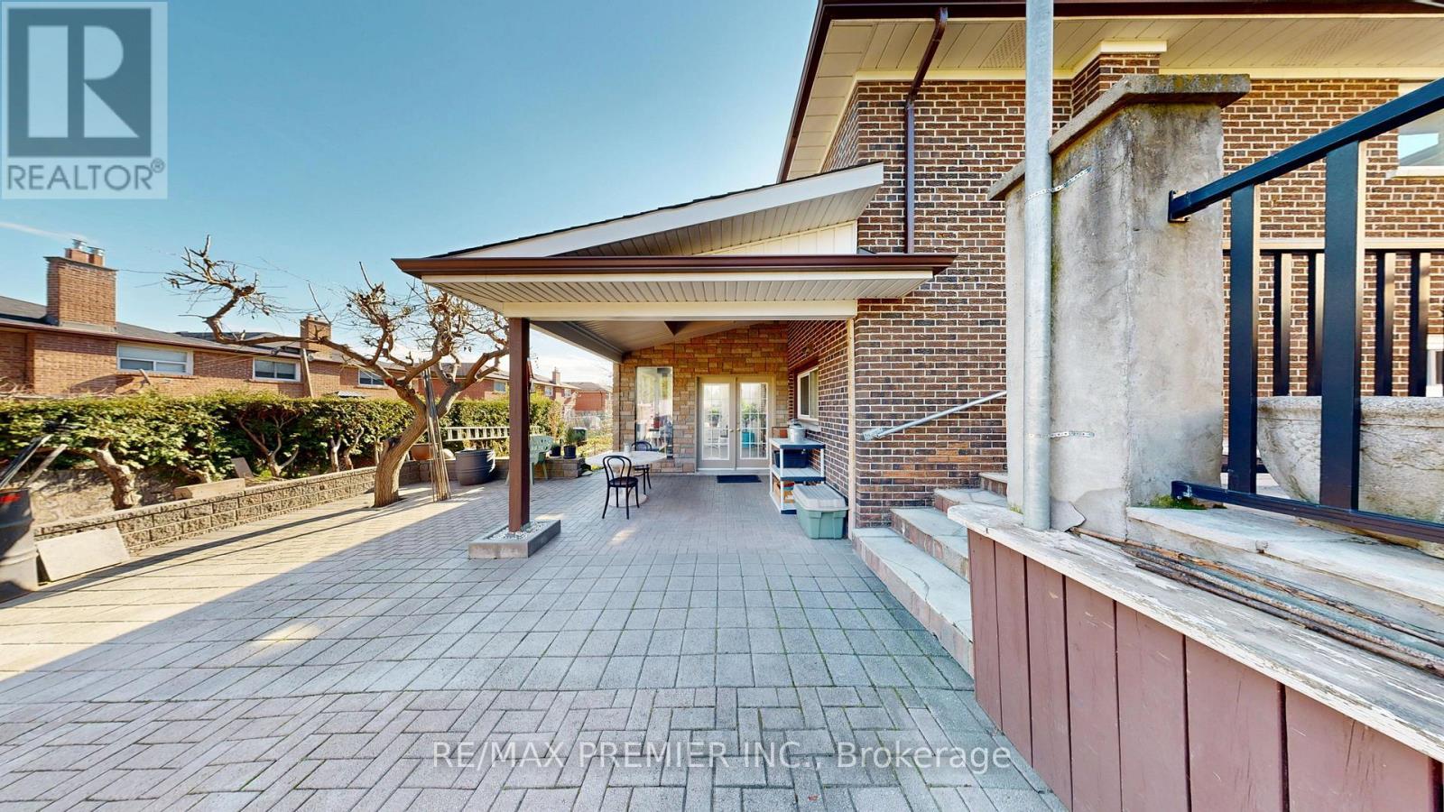 87 Aviemore Drive, Toronto, ON - Outdoor