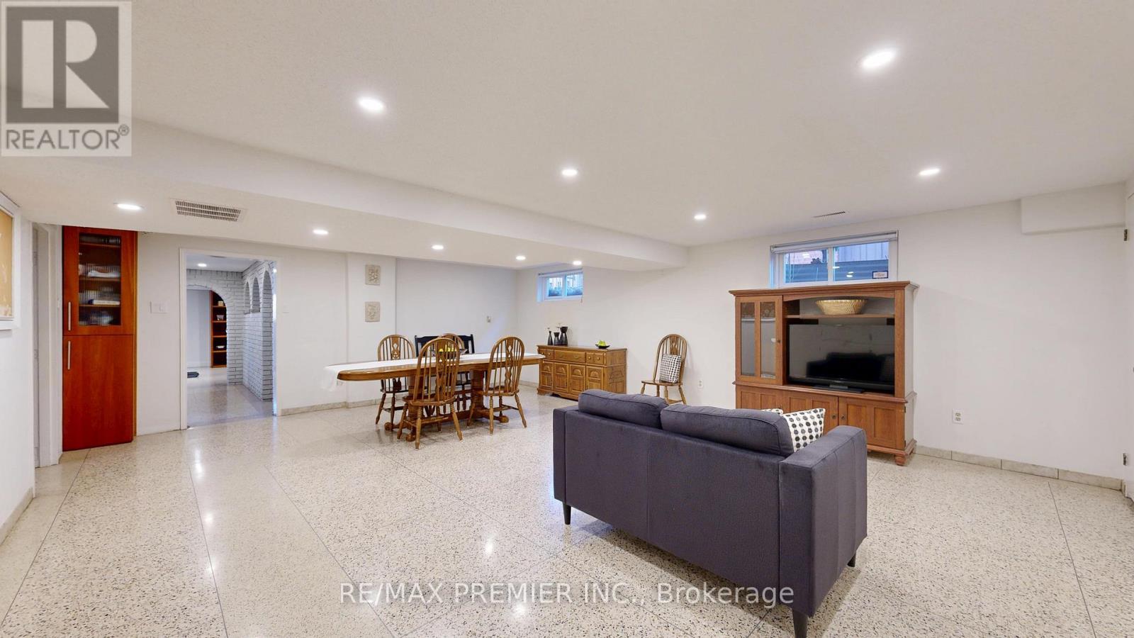 87 Aviemore Drive, Toronto, ON - Indoor Photo Showing Other Room