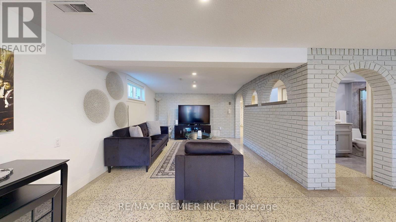 87 Aviemore Drive, Toronto, ON - Indoor