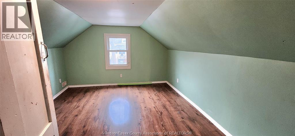 441 Ellis Street West, Windsor, ON - Indoor Photo Showing Other Room