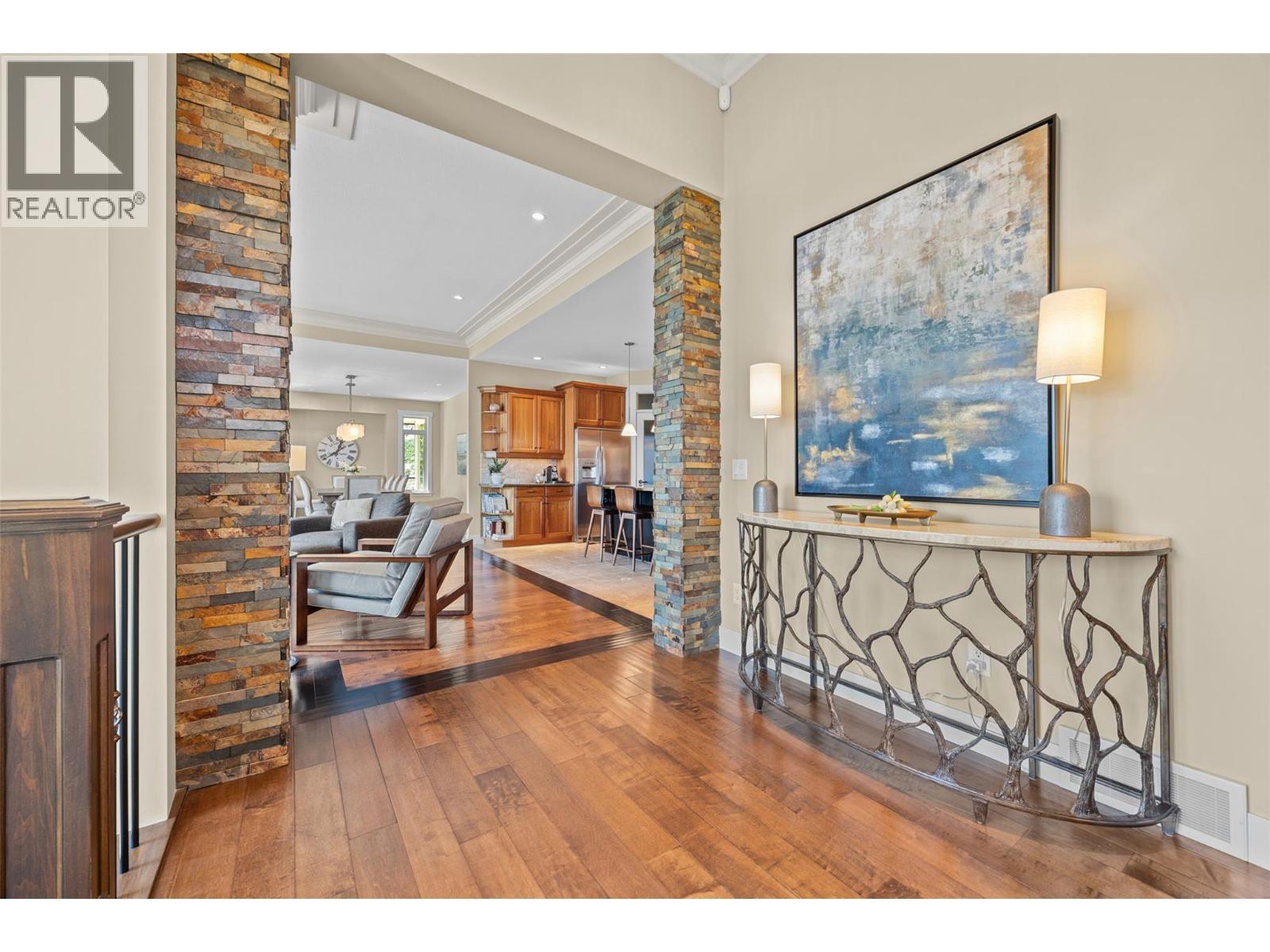 6482 Renfrew Court, Peachland, BC - Indoor Photo Showing Other Room