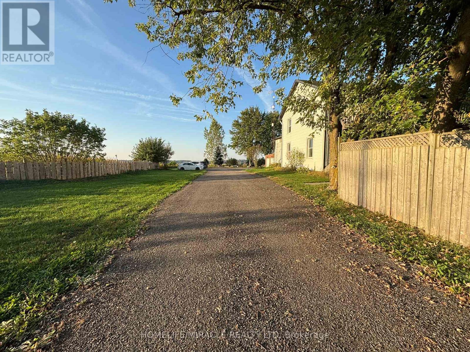 4 - 1381 Hwy 8, Hamilton, ON