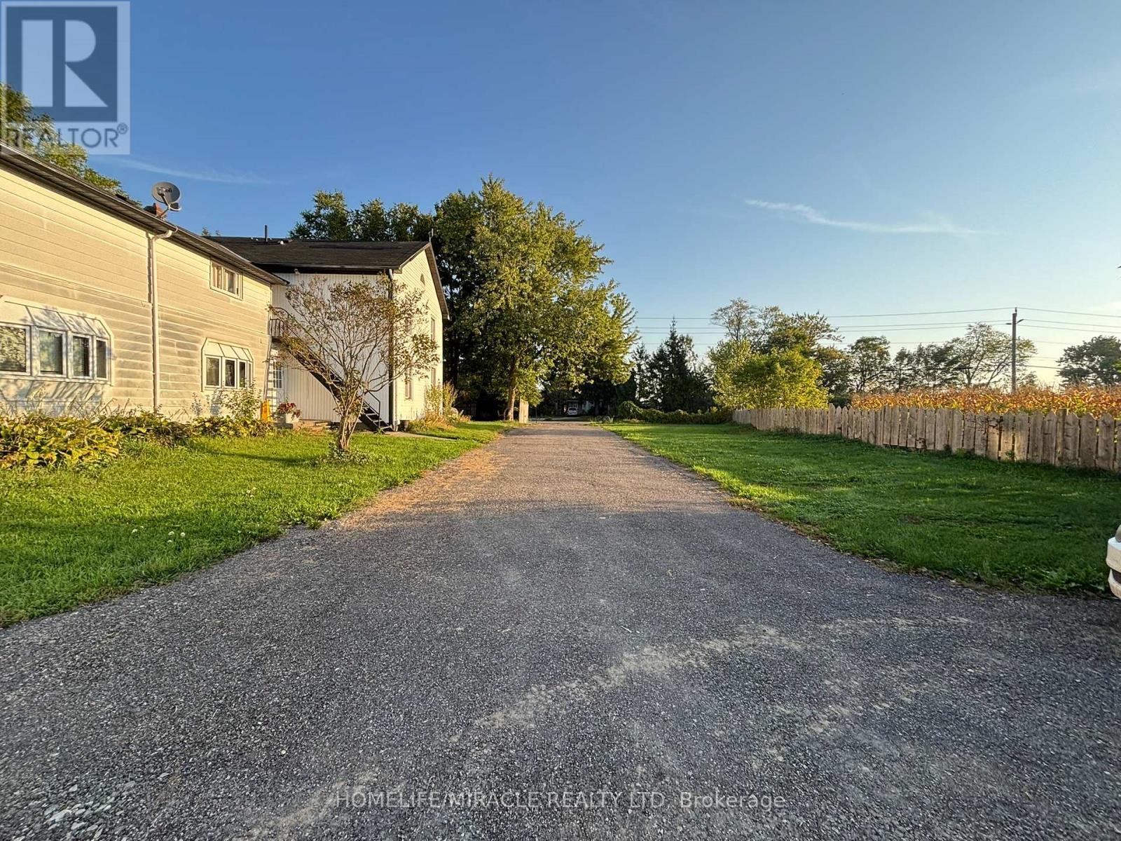 4 - 1381 Hwy 8, Hamilton, ON