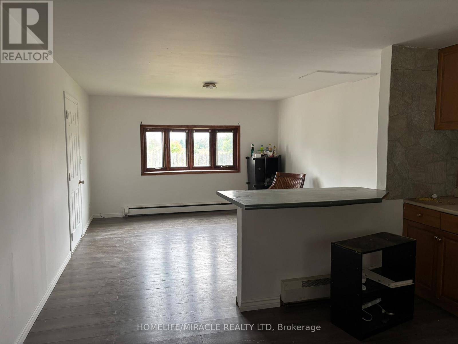 4 - 1381 Hwy 8, Hamilton, ON