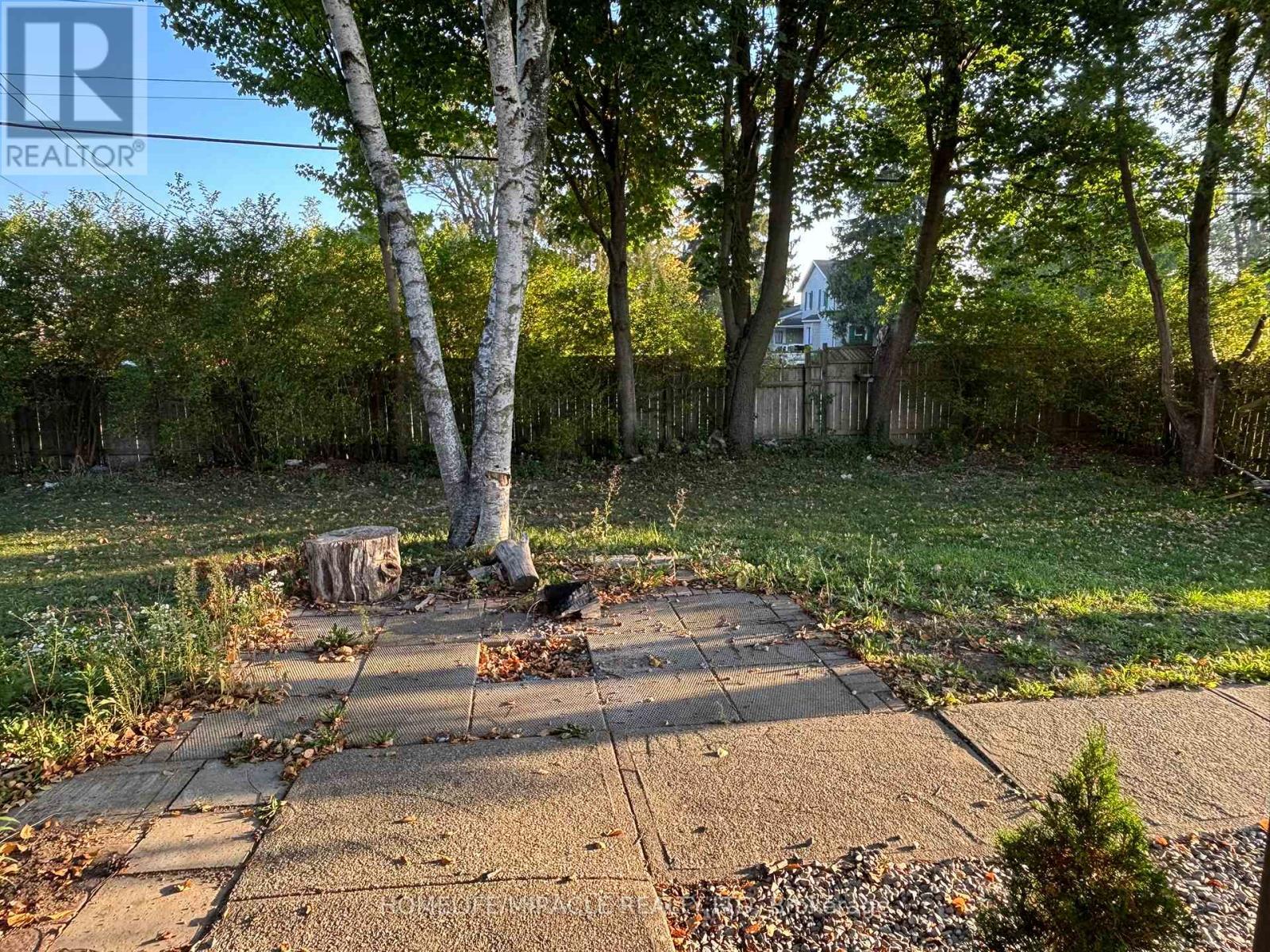 4 - 1381 Hwy 8, Hamilton, ON