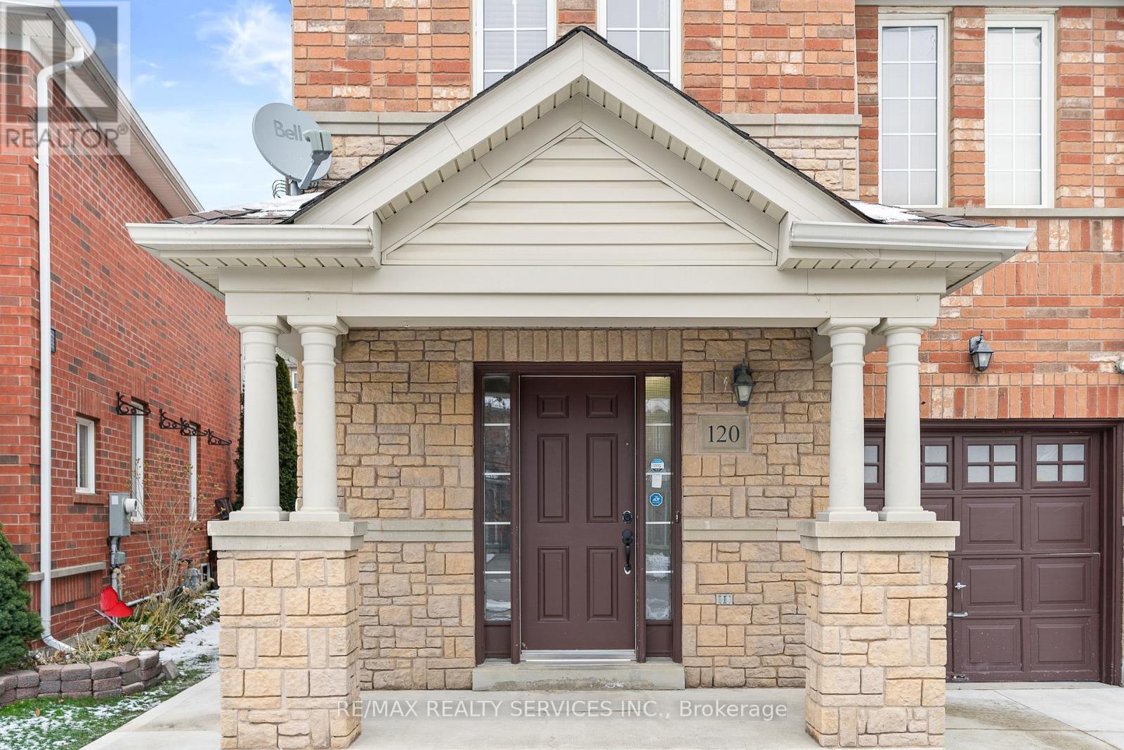 120 Bushmill Circle, Brampton, ON - Outdoor With Exterior