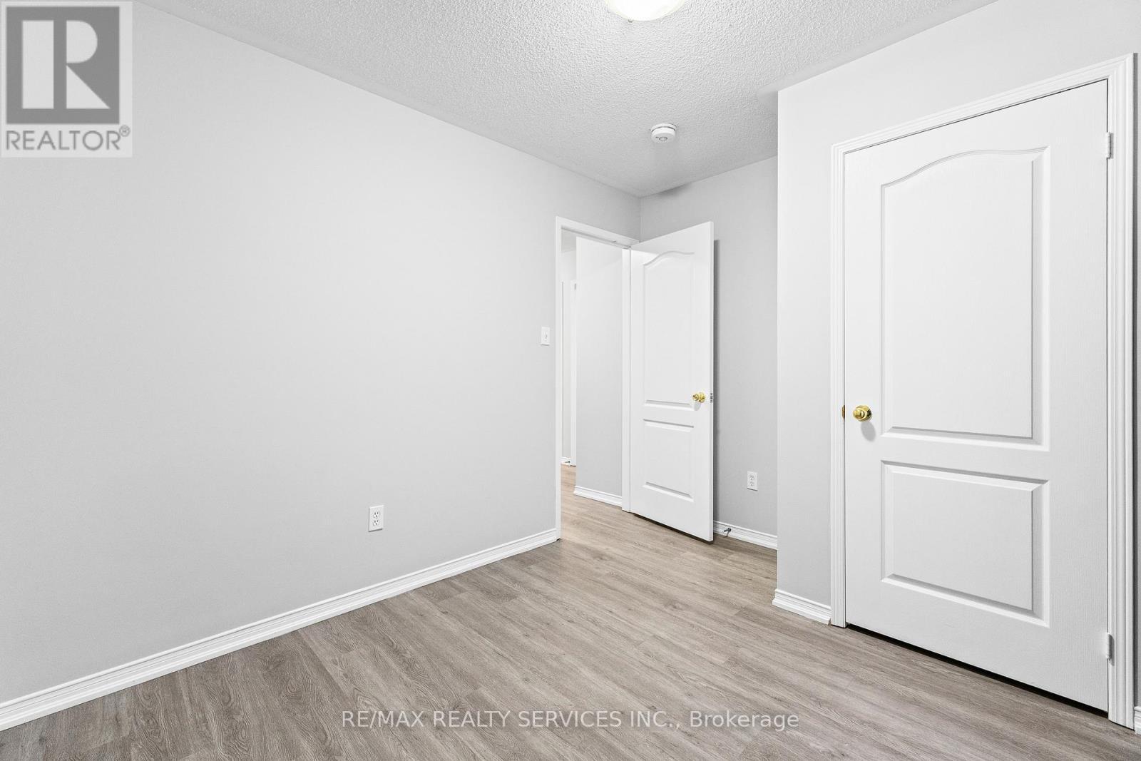 120 Bushmill Circle, Brampton, ON - Indoor Photo Showing Other Room