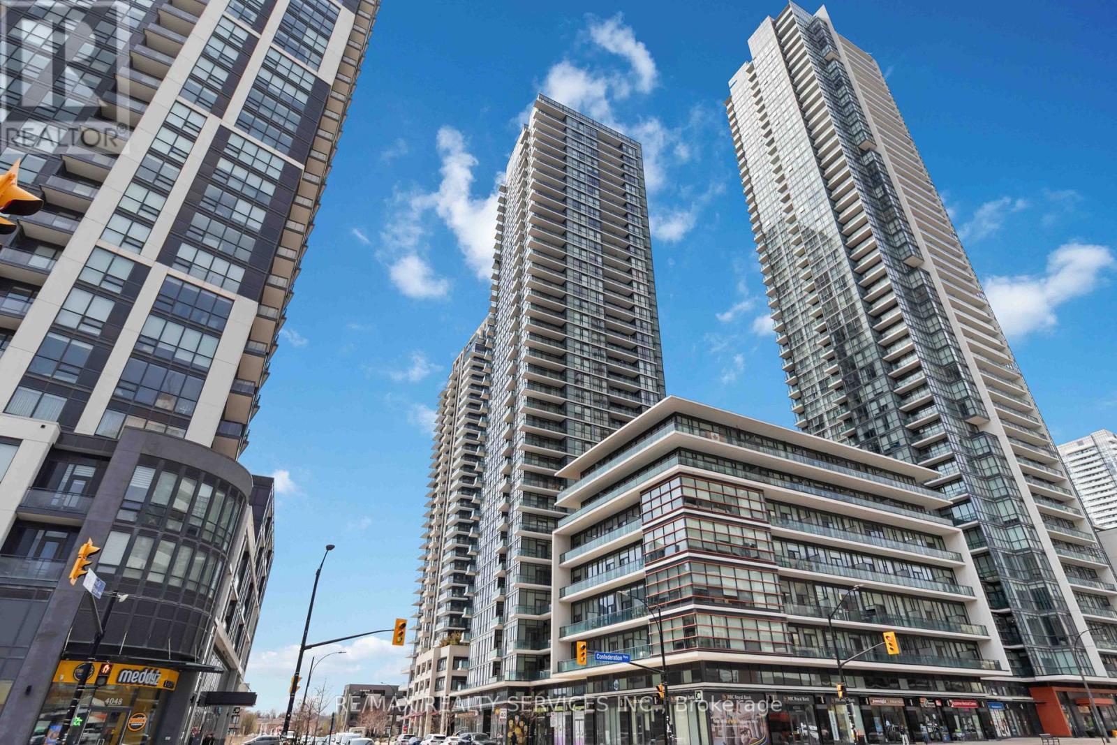 404 - 4065 Brickstone Mews, Mississauga, ON - Outdoor With Facade