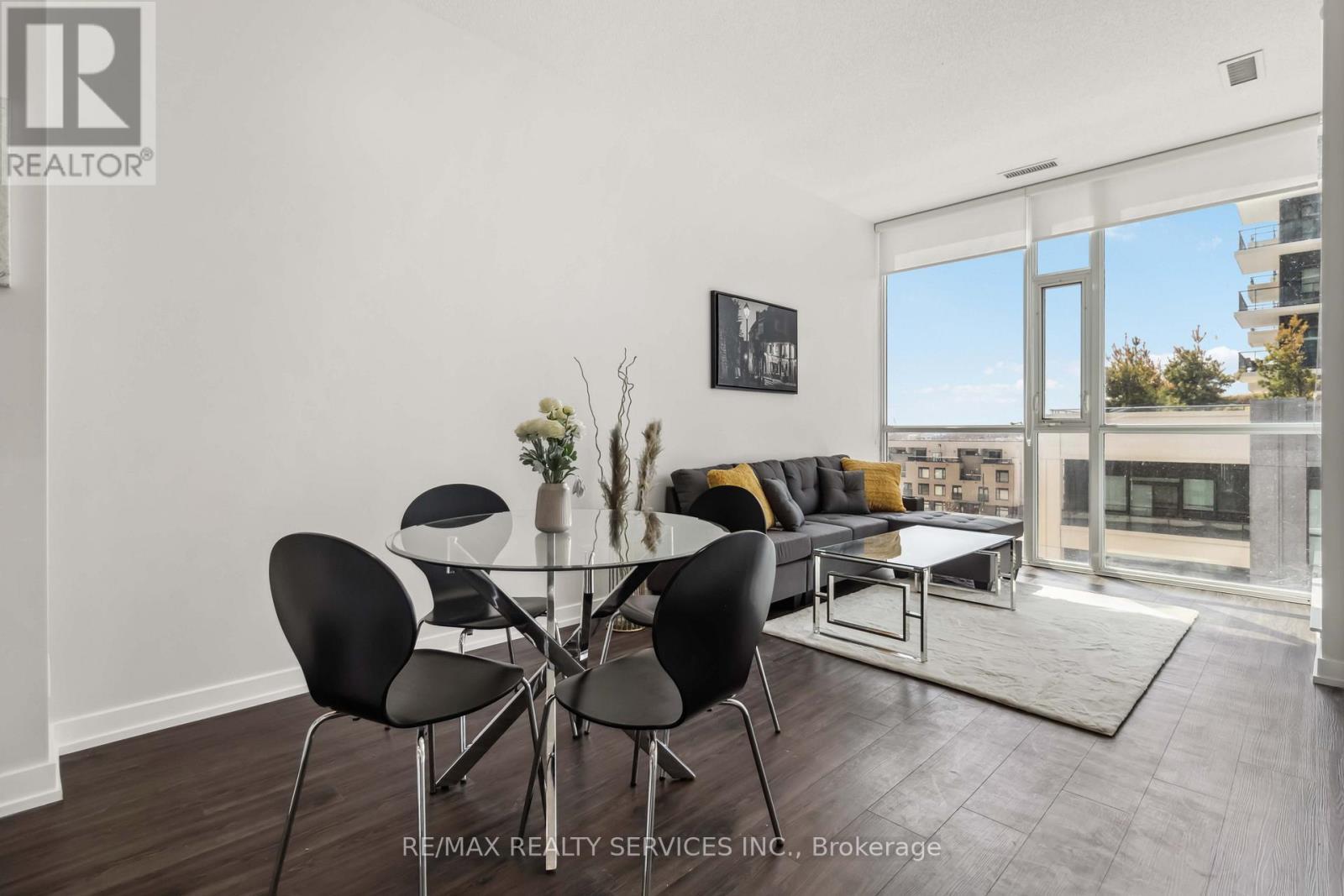 404 - 4065 Brickstone Mews, Mississauga, ON - Indoor With Fireplace