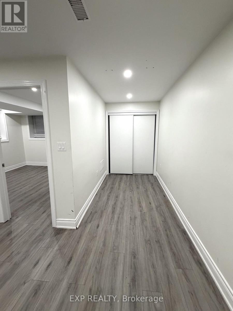 Lower - 16 Lady Evelyn Crescent, Brampton, ON - Indoor Photo Showing Other Room