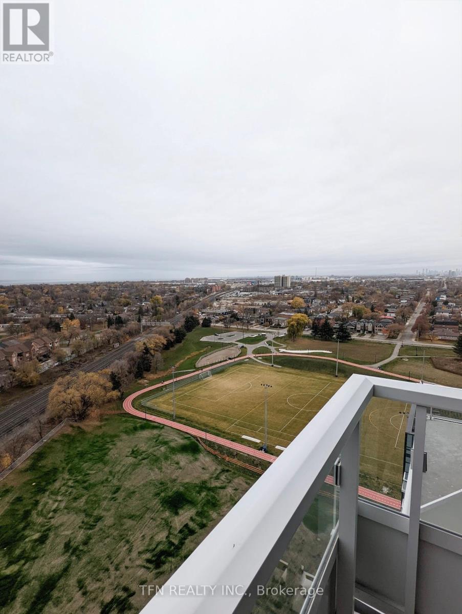 1807 - 251 Manitoba Street, Toronto, ON - Outdoor With View