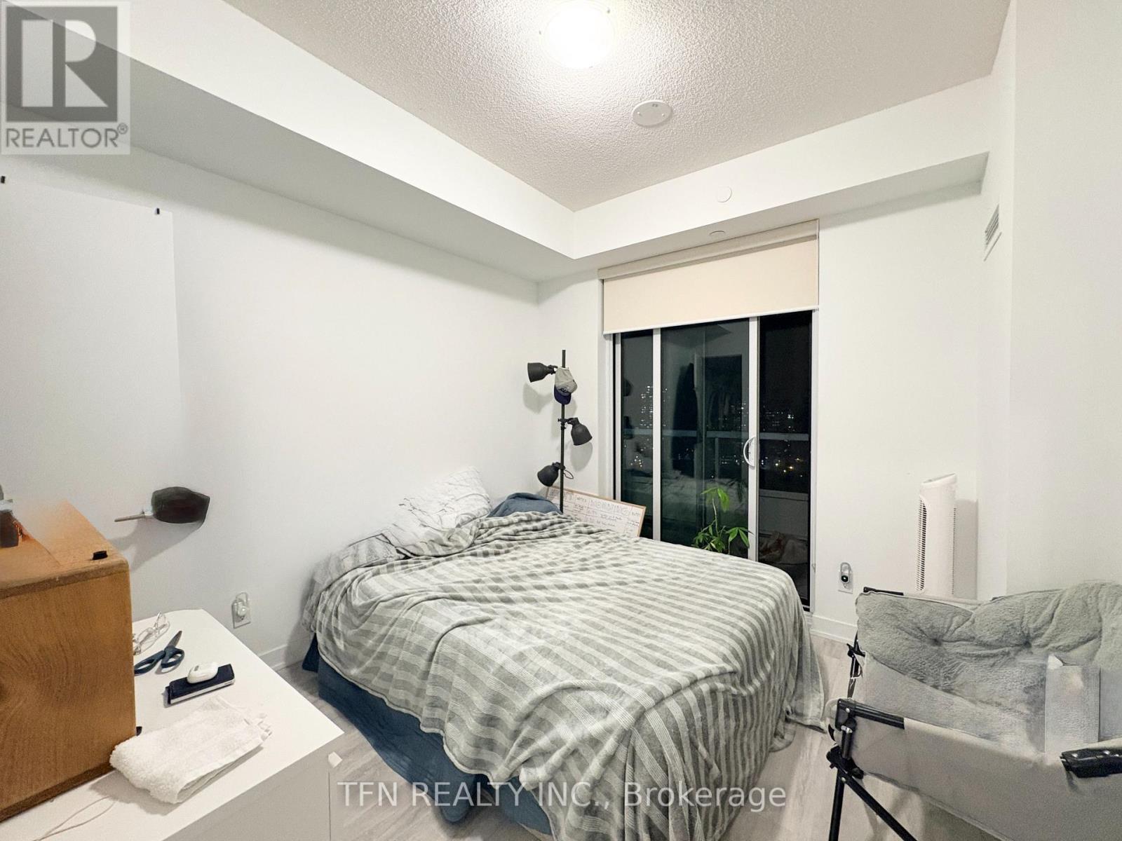 1807 - 251 Manitoba Street, Toronto, ON - Indoor Photo Showing Bedroom