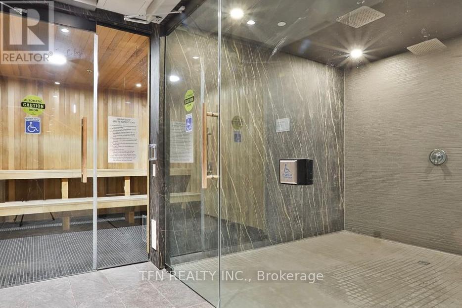 1807 - 251 Manitoba Street, Toronto, ON - Indoor