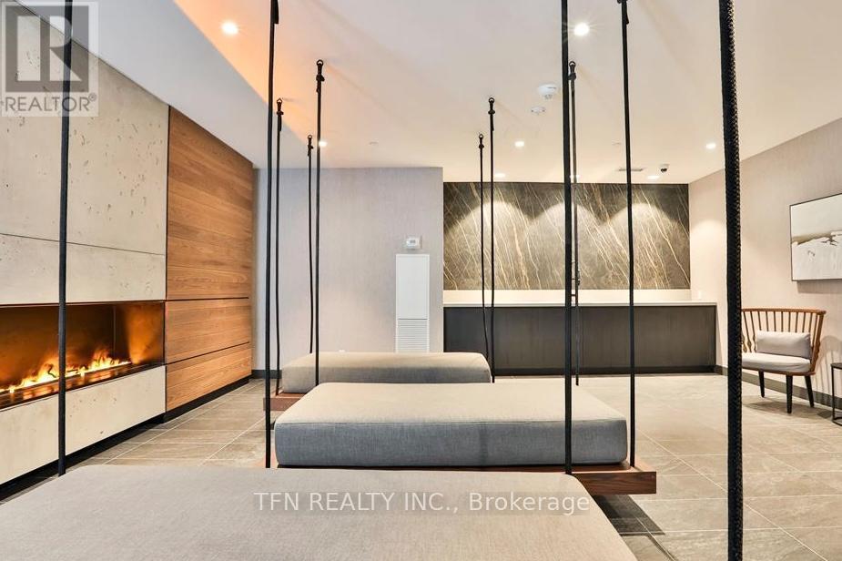 1807 - 251 Manitoba Street, Toronto, ON - Indoor Photo Showing Other Room