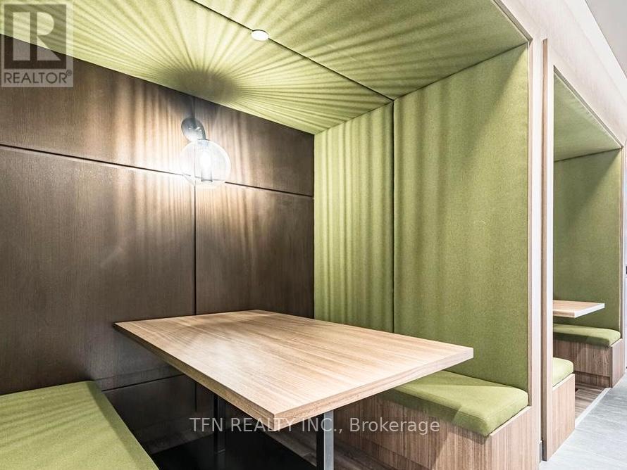 1807 - 251 Manitoba Street, Toronto, ON - Photo Showing Other Room