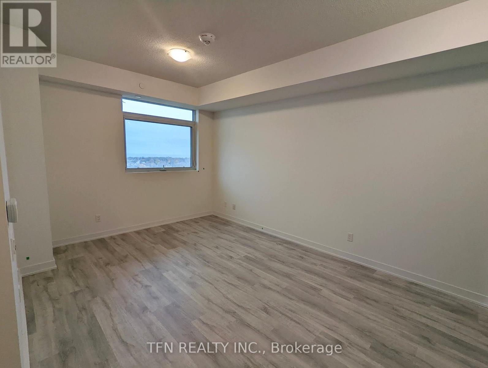 1807 - 251 Manitoba Street, Toronto, ON - Indoor Photo Showing Other Room