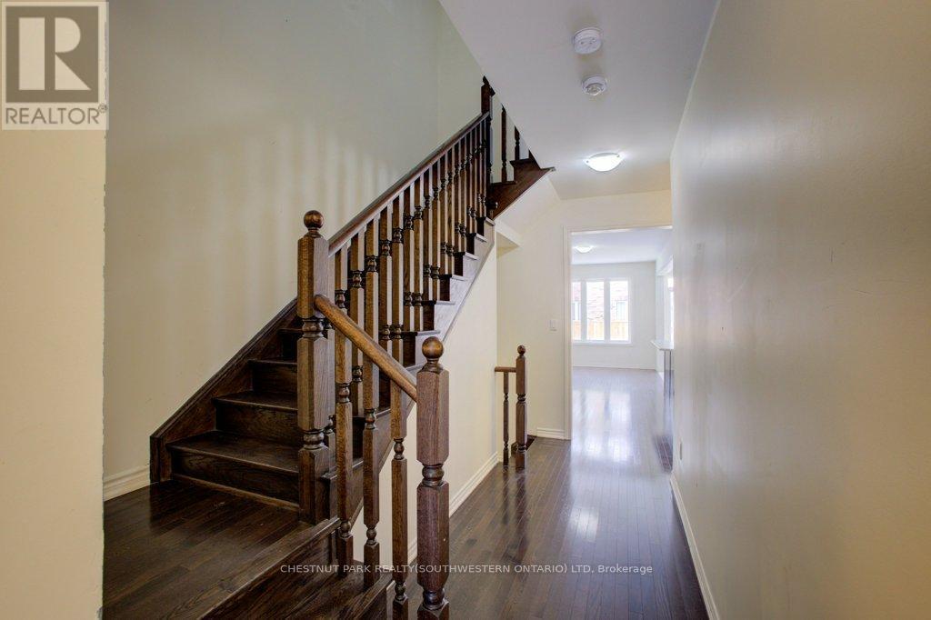 5 Donald Ficht Crescent, Brampton, ON - Indoor Photo Showing Other Room