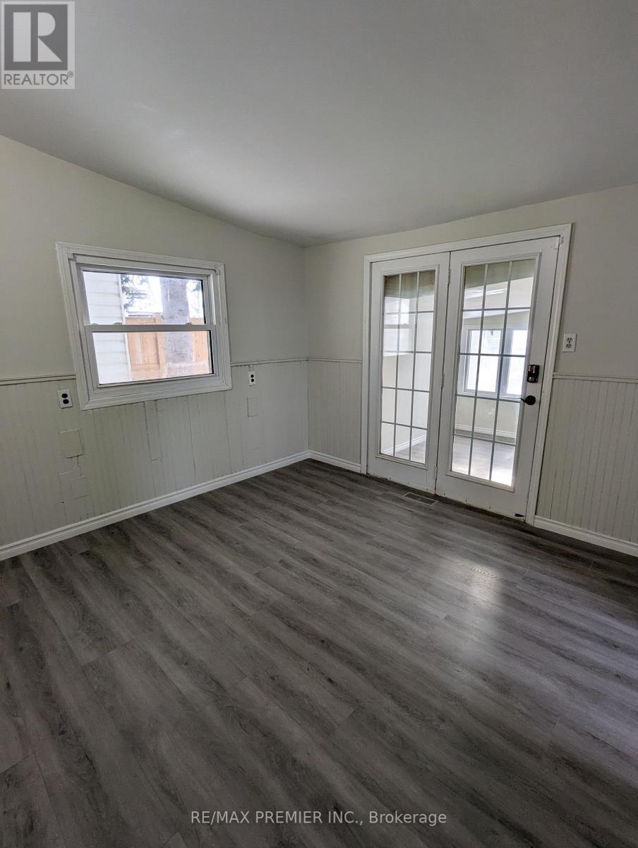 264 Delaware Avenue, Chatham-Kent, ON - Indoor Photo Showing Other Room